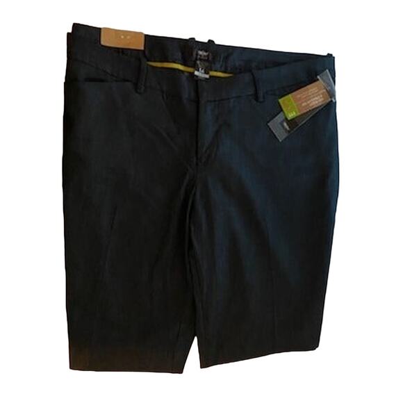 Mossimo Size 14 Fit 3 Dress Faux Jean Bermuda Shorts-NWT - Picture 3 of 6